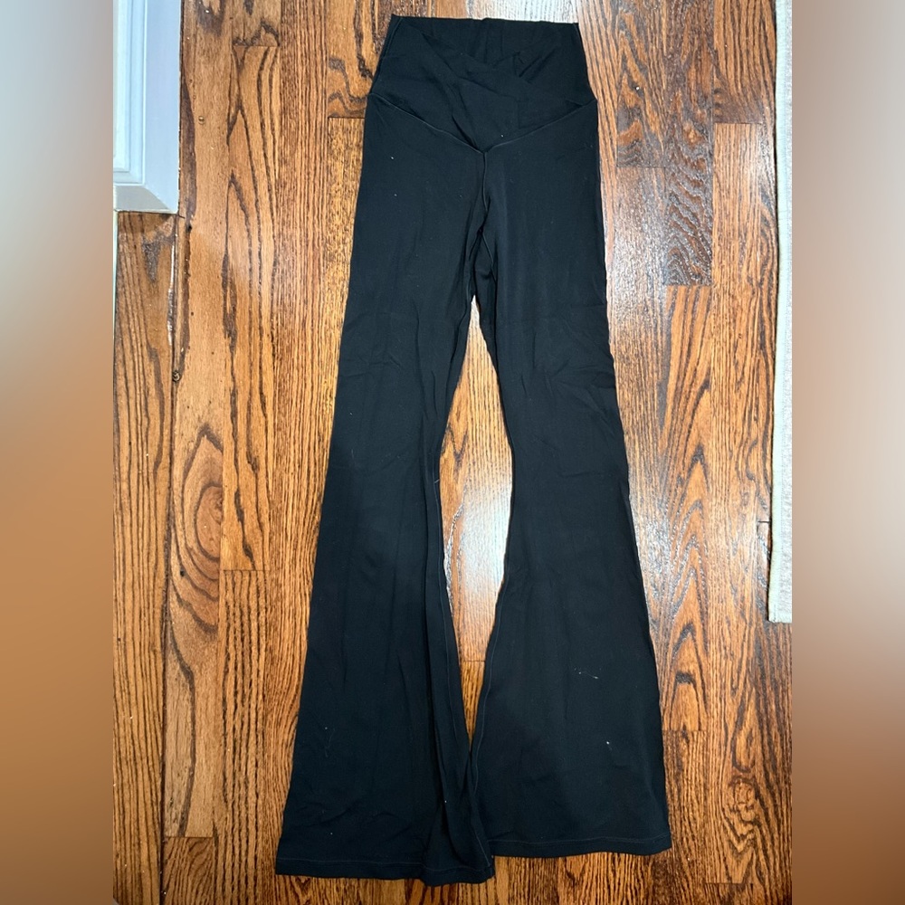 Offline by Aerie Real Me Flare Hi-Rise Leggings - Size S